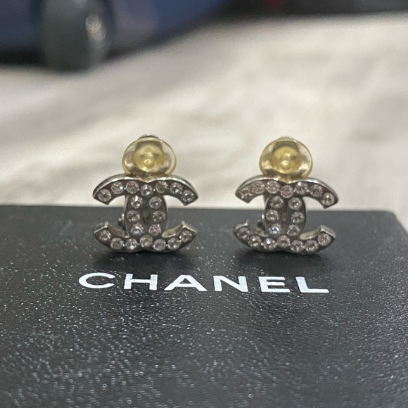 Chanel Silver Classic Crystal Studded Clip On Earrings - Picture 2 of 10